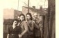 Portrait of three female friends in the Skarżysko Kamienna ghetto in 1941. Second from the left is Rachela. ©United States Holocaust Memorial Museum Photo Archives