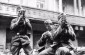 German soldiers taking pictures during pogrom in Lviv. © http://www.holocaustresearchproject.org/